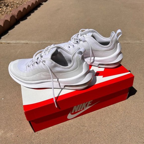 Nike Air Max - White/Women's 6.5 - Picture 1 of 6